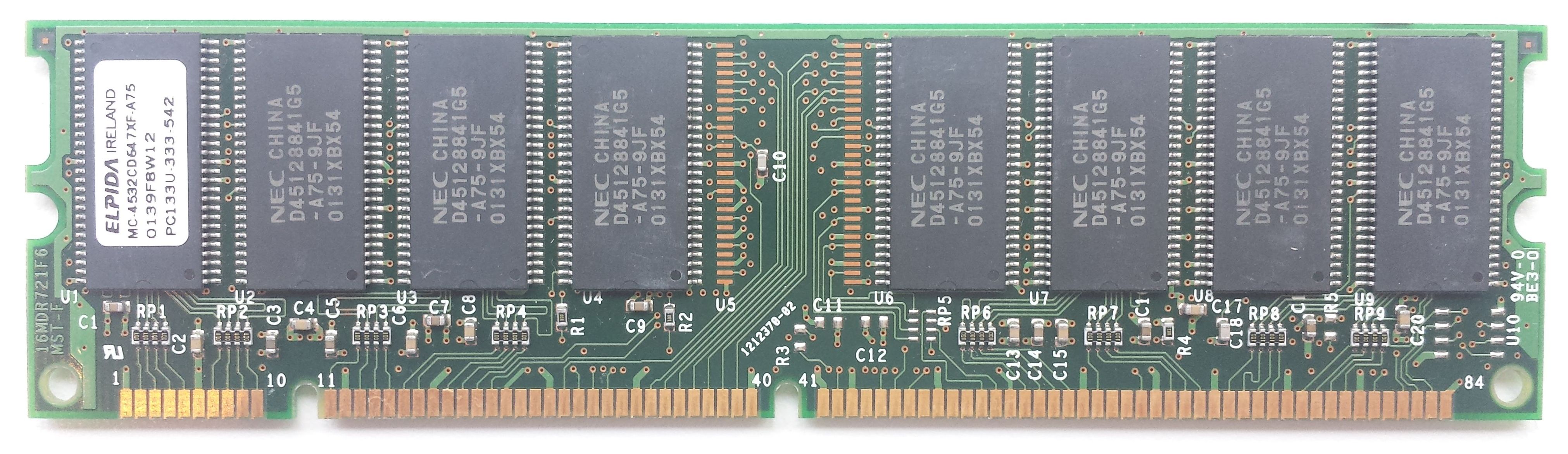 SDRAM 256MB 133Mhz / Elpida MC-4532CD647XF-A75