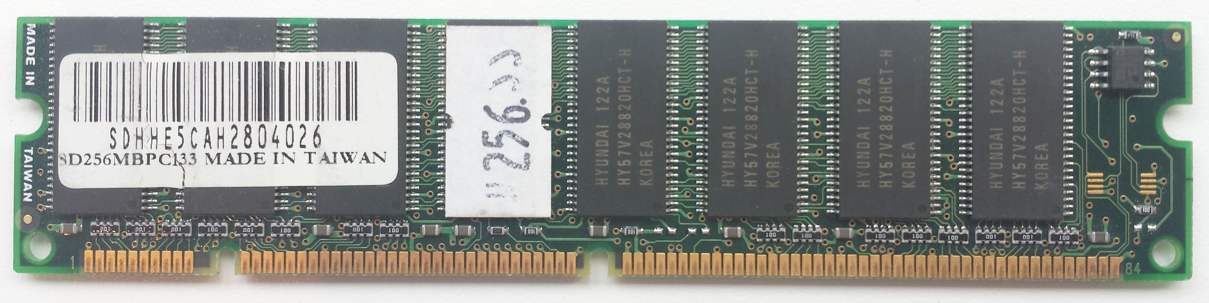 SDRAM 256MB 133Mhz / Merkloos SDHHE5CAH2804026