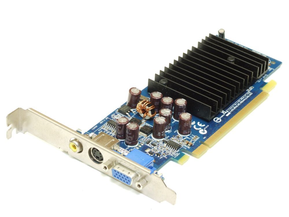 Grafische kaart nVidia GeForce 6200SE 64MB DDR PCI-E 16x 1.1 VGA S-VIDEO COMPOSIET NV44 Board ASUS