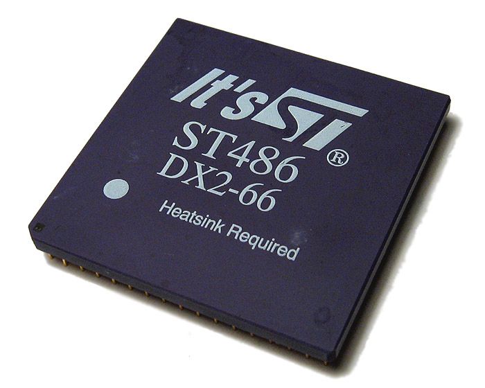 ST ST486 DX2-66 Ceramic / 66MHz / Socket 1