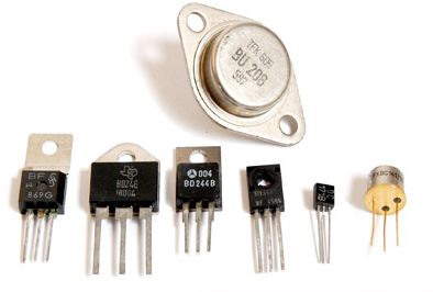 Transistor / MOSFET / TRIAC