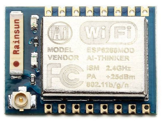 ESP8266 WiFi module (ESP-07) bovenkant