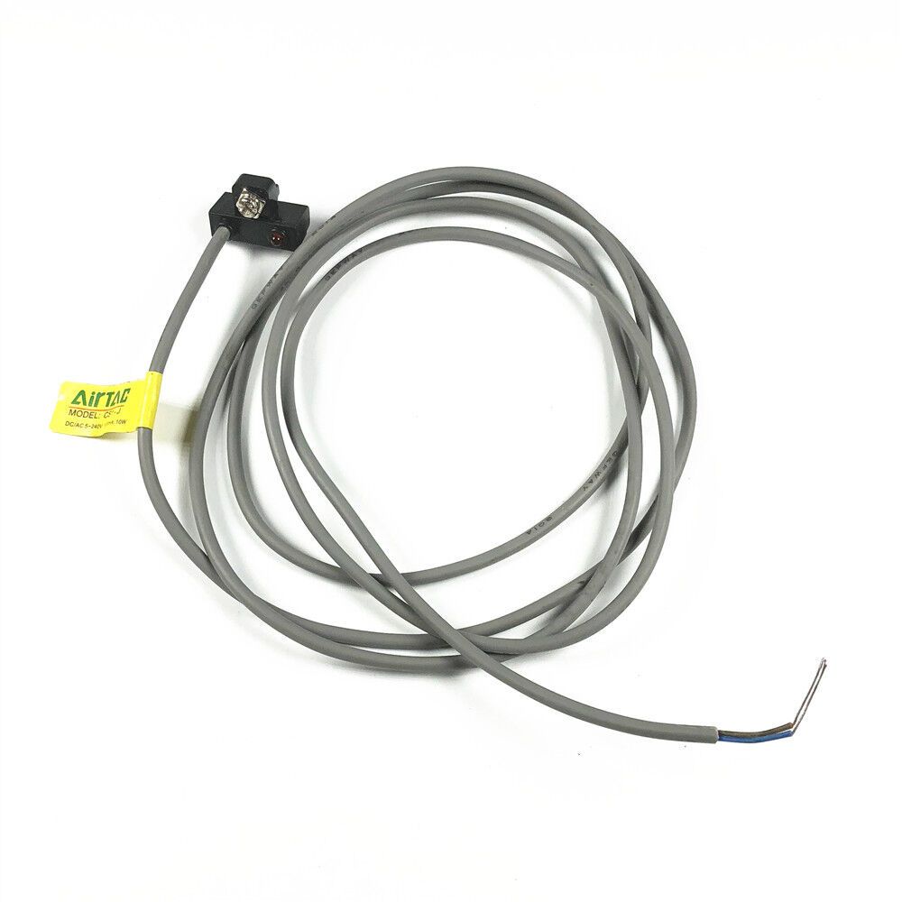 Reed contact proximity switch CS1-J 03