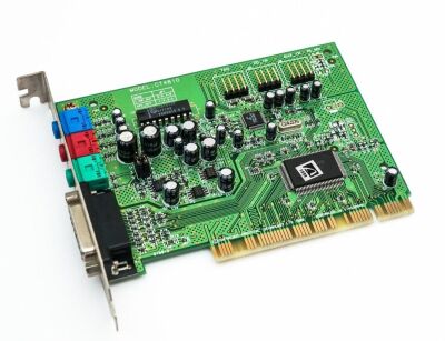 Geluidskaart Creative Labs CT4810-AMP 01