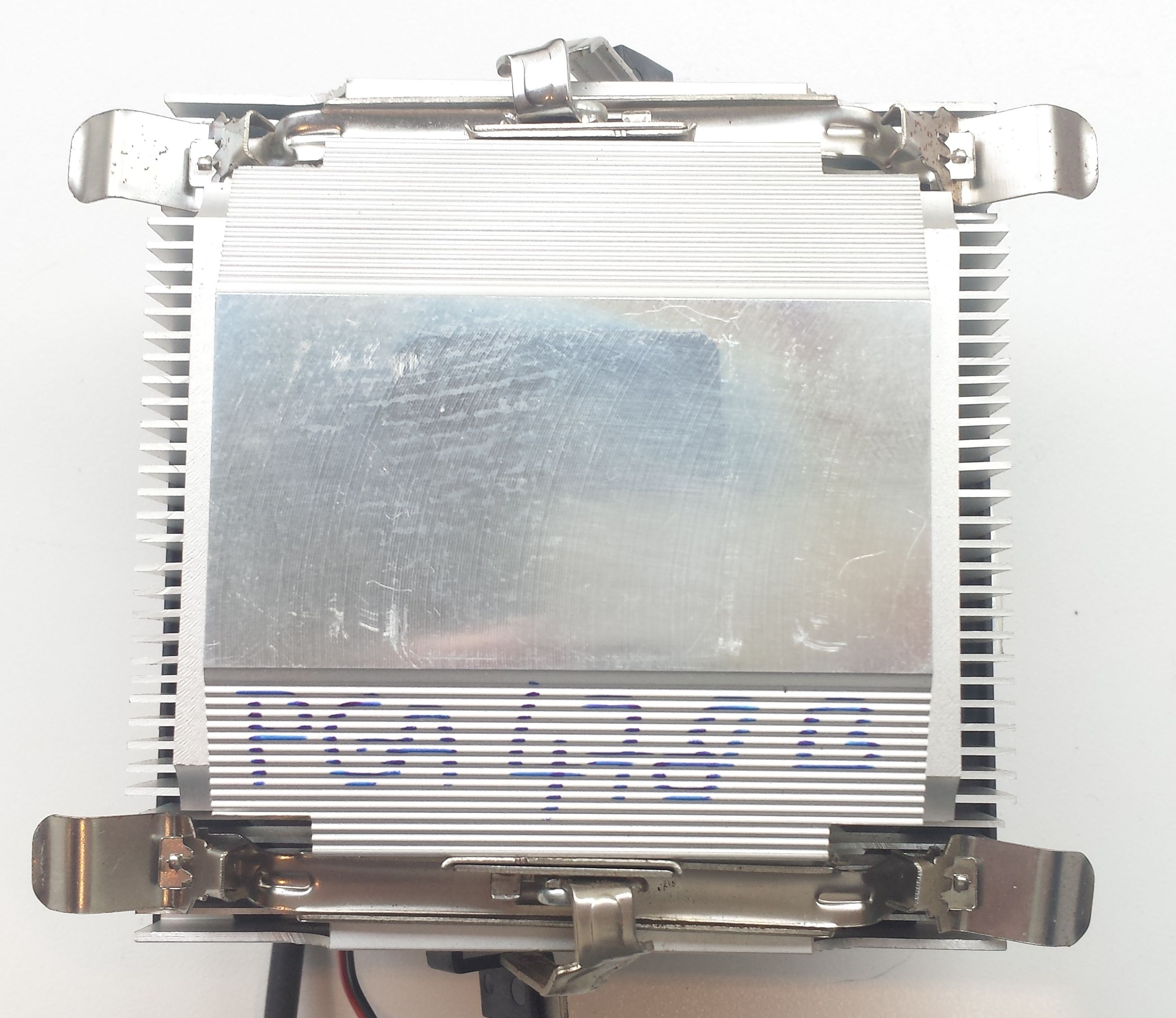 Artic Cooling 4SSU (ALU) onderkant