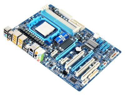Gigabyte GA-870A-UD3 (REV.2.1) 01