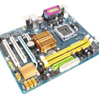 Moederbord Socket LGA775 DDR2 PCI-E ATX 24+4-pins / Gigabyte GA-G31M-ES2L rev 1.1 ZONDER CPU HEATSINK, MET I/O SHIELD (2e kans)