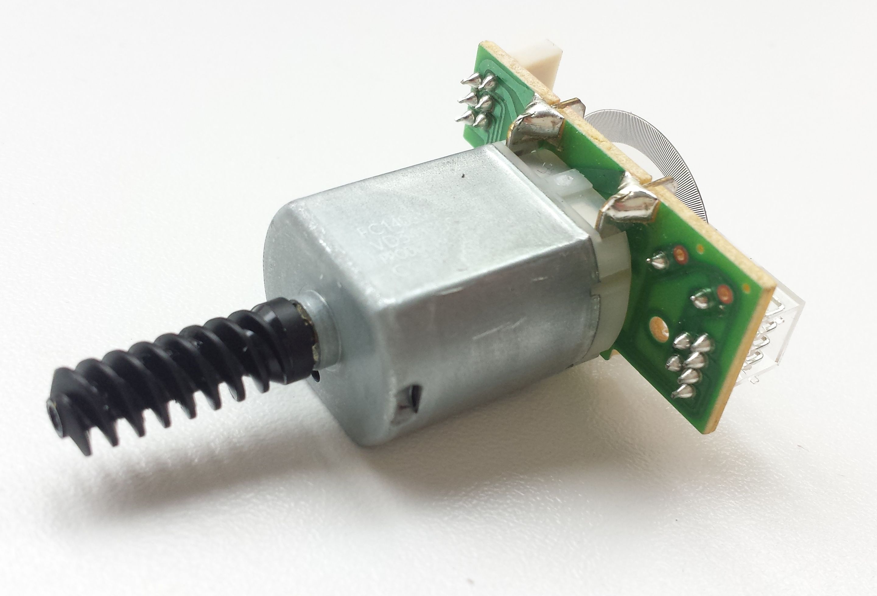 Elektromotor DC 2-9V met encoder / Mabuchi FC140SW-S Elektromotor DC 2-9V met encoder / Mabuchi FC140SW-S