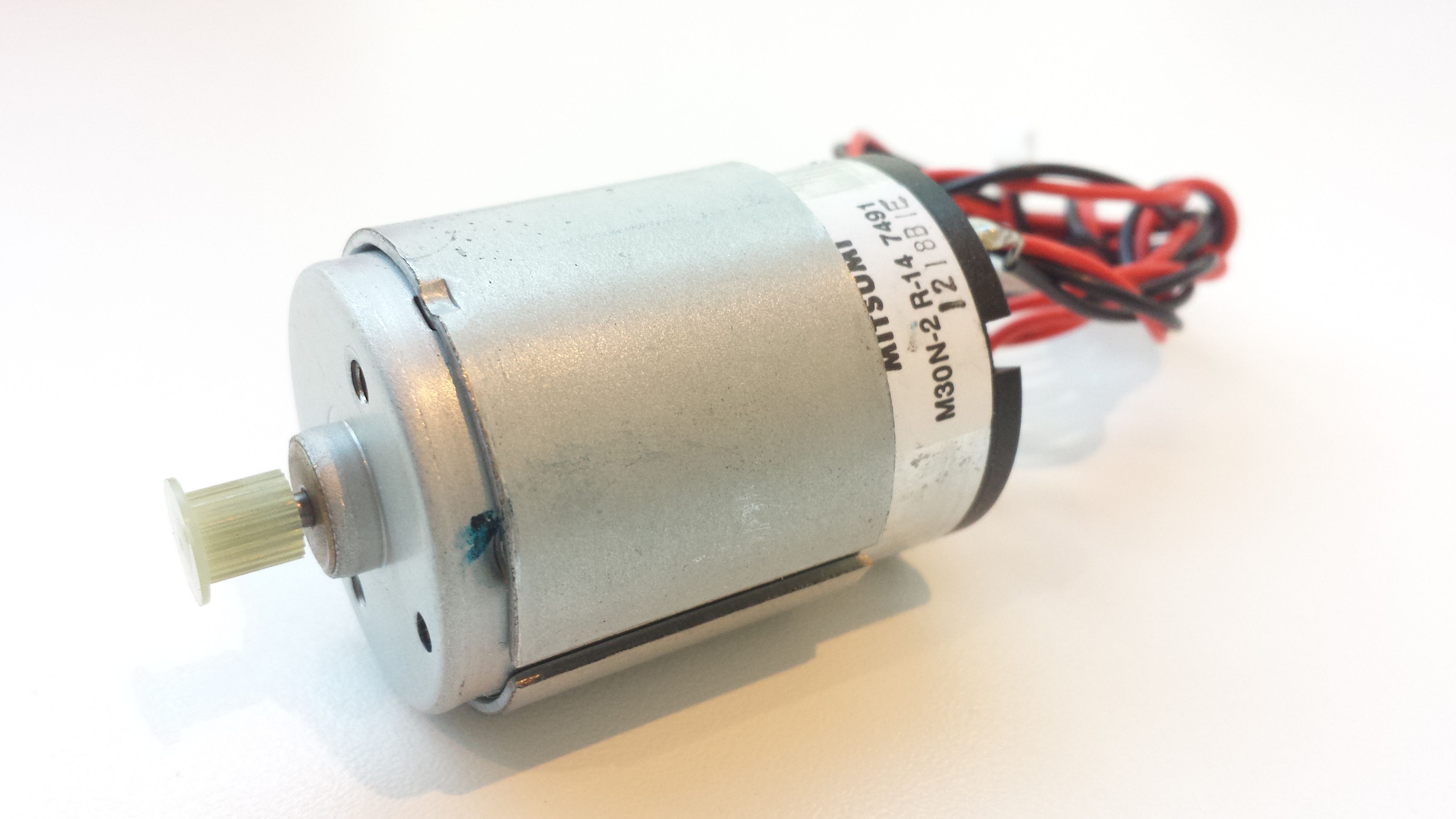 Elektromotor DC 28-34V / Mitsumi M30N-2-R-14 Elektromotor DC 28-34V / Mitsumi M30N-2-R-14