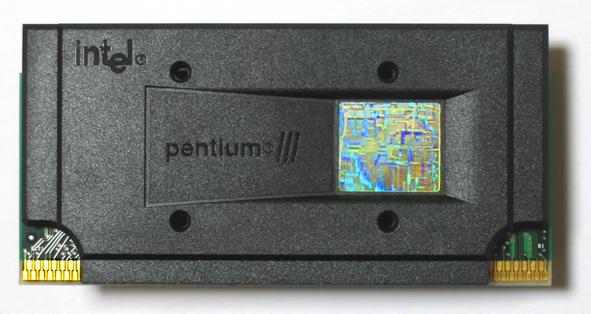 Intel Pentium 3 / 500 MHz (actief gekoeld) / Slot 1