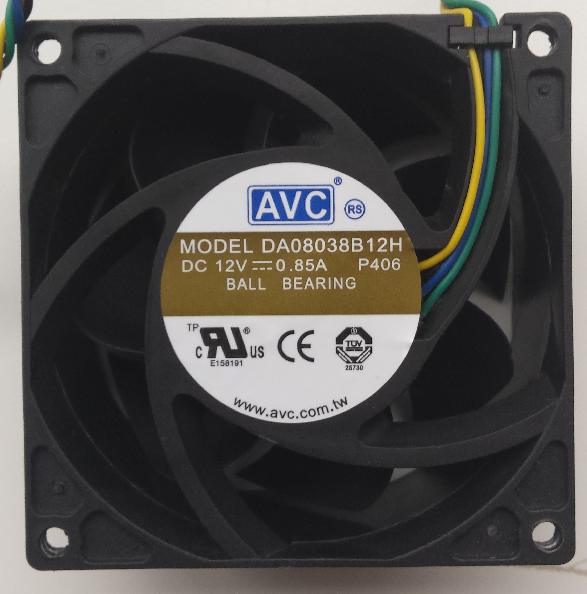 Ventilator 80x80x38 12VDC 4-Pins / AVC DA08038B12H Ventilator 80x80x38 12VDC 4-Pins / AVC DA08038B12H