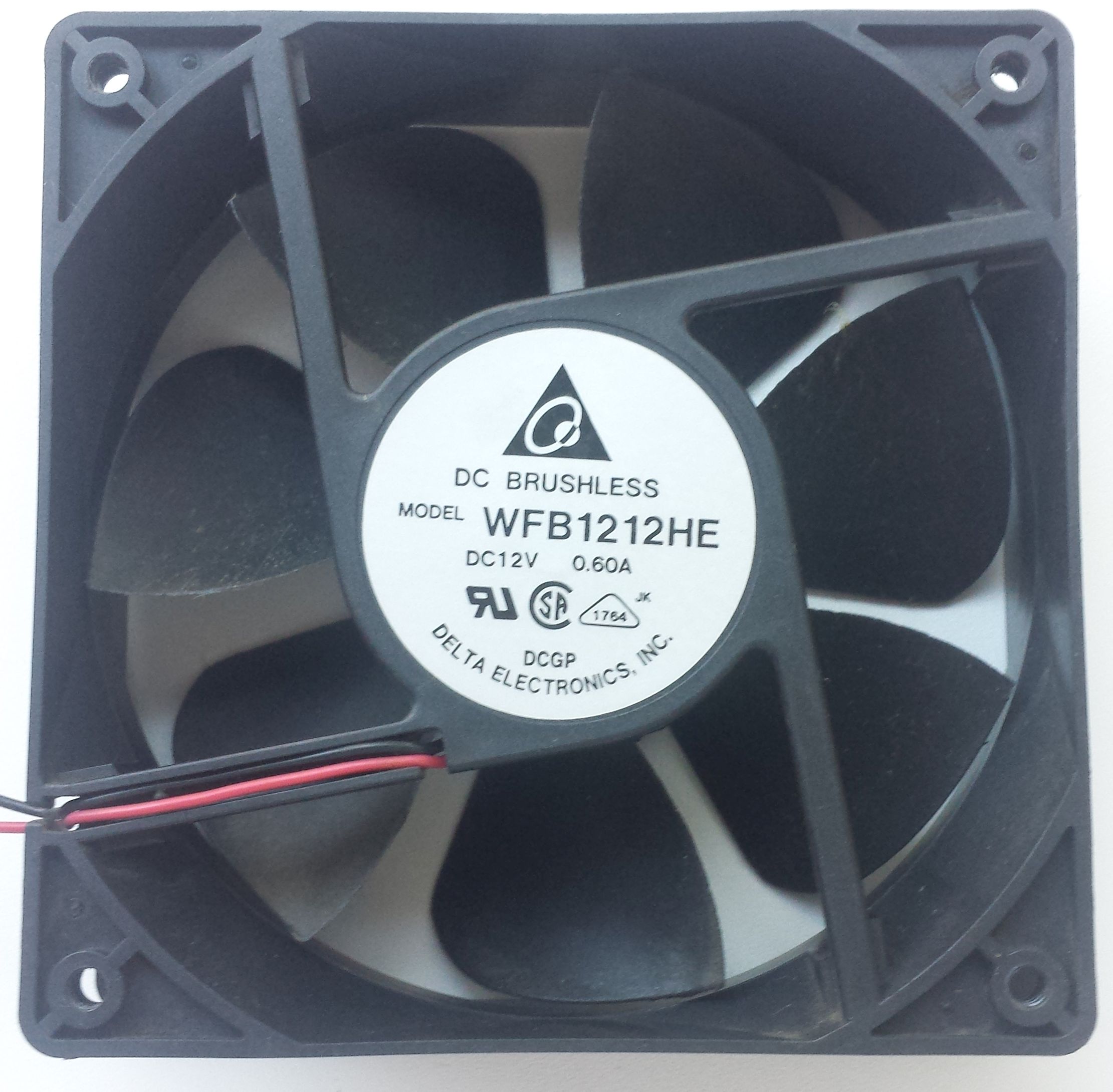 Ventilator 120x120x38 12VDC 2-Pins / Delta Electronics WFB1212HE Ventilator 120x120x38 12VDC 2-Pins / Delta Electronics WFB1212HE