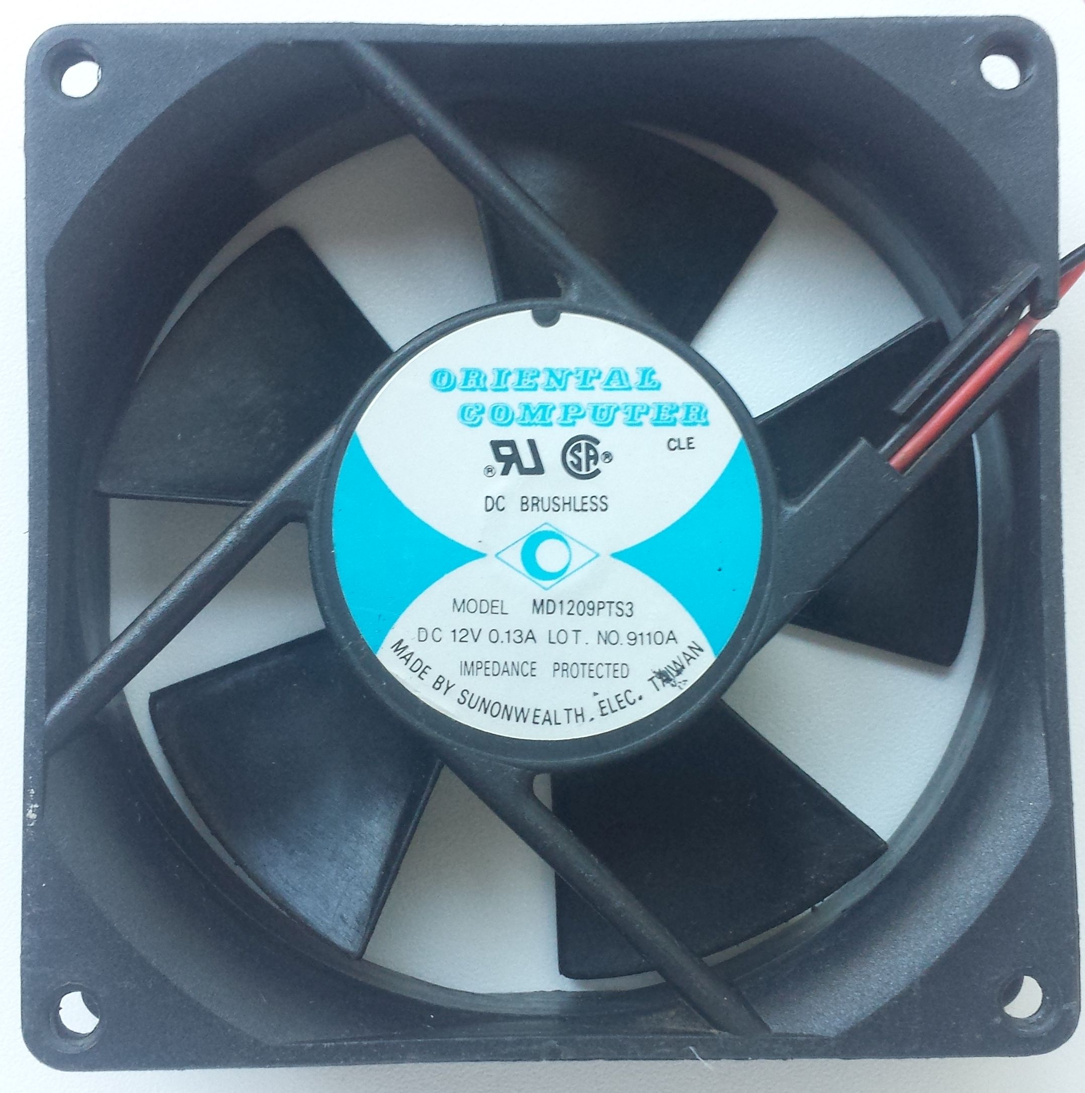 Ventilator 92x92x25 12VDC 2-pins / Oriental Computer MD1209PTS3 Ventilator 92x92x25 12VDC 2-pins / Oriental Computer MD1209PTS3