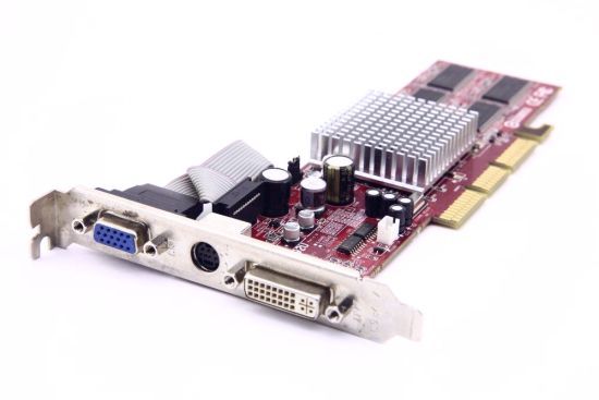 Grafische kaart ATI Radeon 9250 256MB DDR AGP 8x DVI VGA S-VIDEO RV280 Club3D