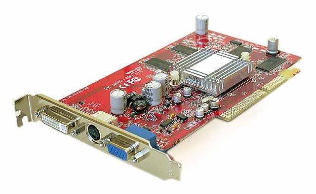 Grafische kaart ATI Radeon 9600 256MB DDR AGP 8x DVI VGA S-VIDEO RV350 ATI