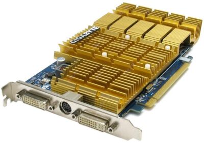 Grafische kaart AMD RV535 Radeon X1650 Gigabyte 01