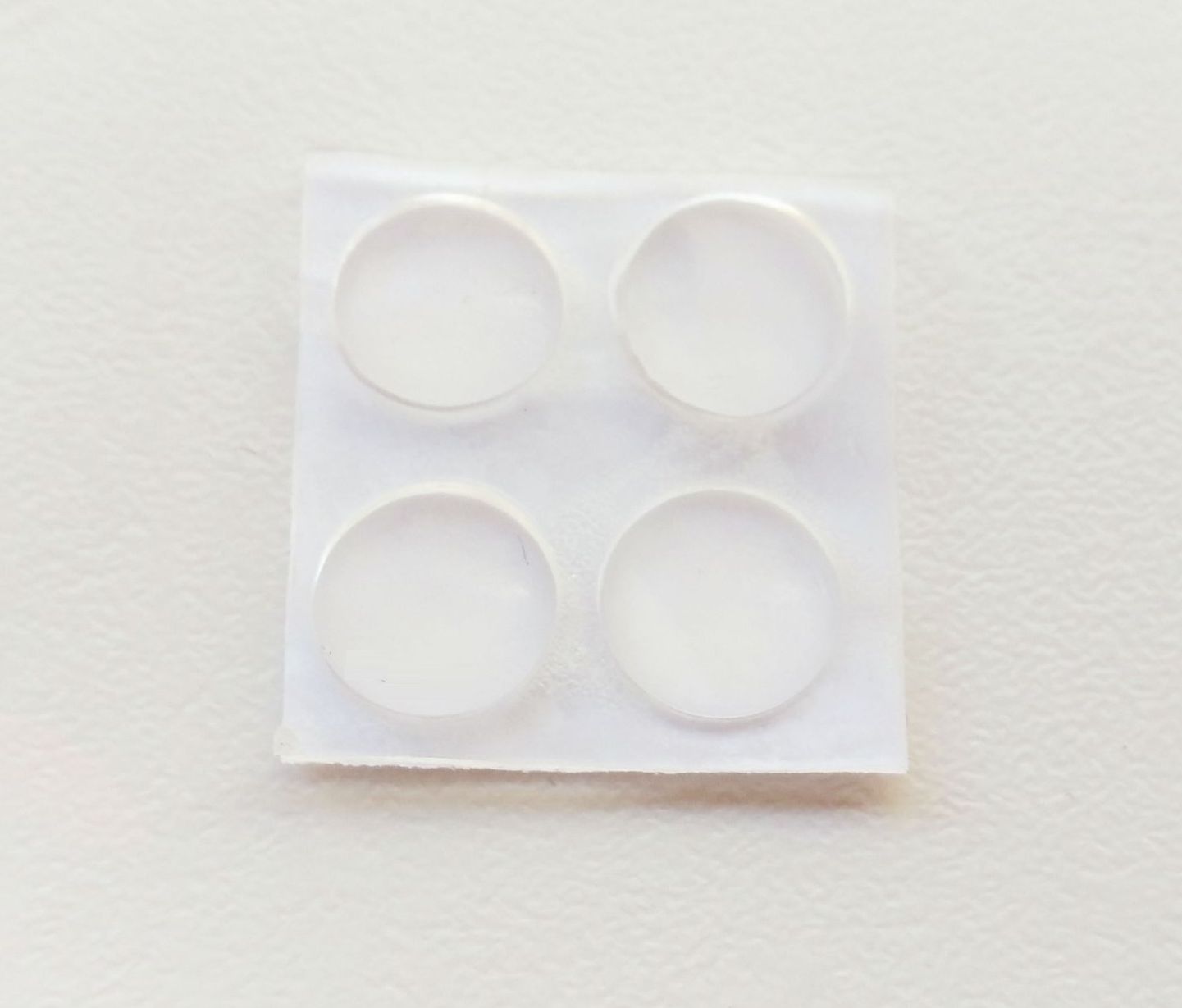 Voet Stootdop Bumper rond d=9mm x h=2mm transparant zelfklevend (4 stuks) Voet Stootdop Bumper rond d=9mm x h=2mm transparant zelfklevend (4 stuks)