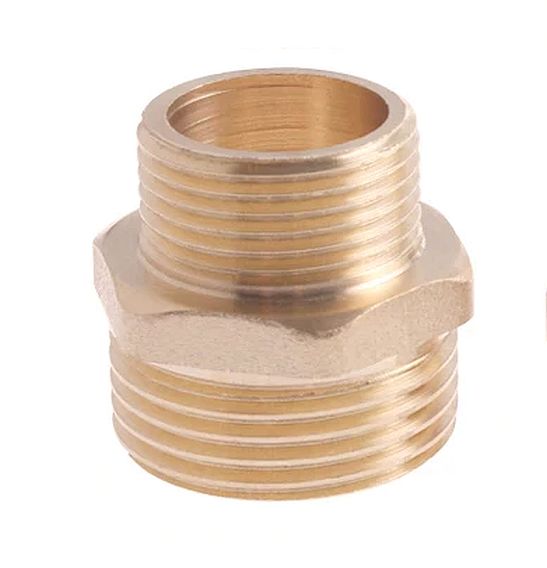 Koppelstuk buitendraad 3/4" DN20 naar buitendraad 1/2" DN15 messing Koppelstuk buitendraad 3/4" DN20 naar buitendraad 1/2" DN15 messing
