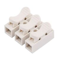 Draad terminal kroonsteen met drukklemmen 3 posities 0.5-2.5mm2 250V 10A CH3 wit